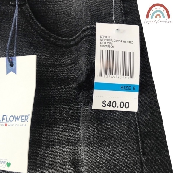 New! WallFlower Fearless Curvy Super High Rise Distressed Denim Shorty Shorts - Picture 7 of 10